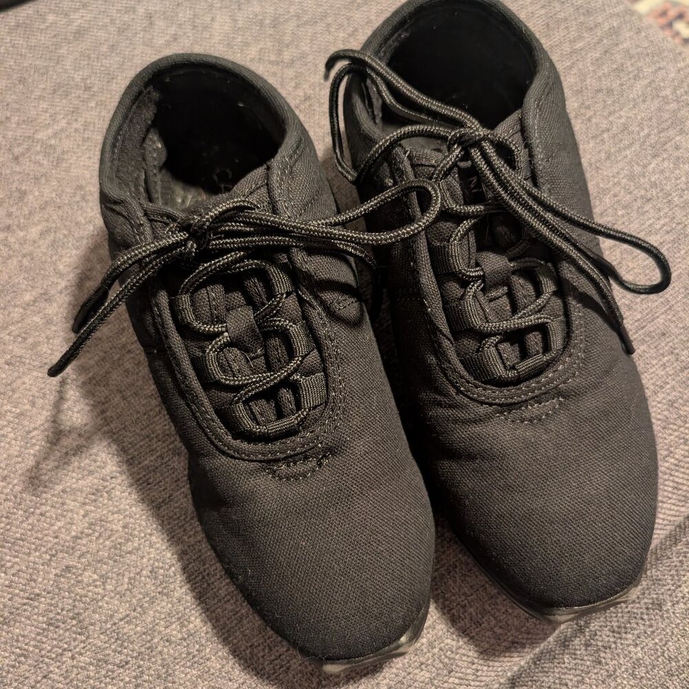 Capezio Canvas Dance Sneaker Women size 8 - Picture 4 of 7